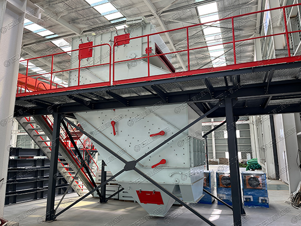 高頻篩，細(xì)物料篩分專家，效率高還不堵孔